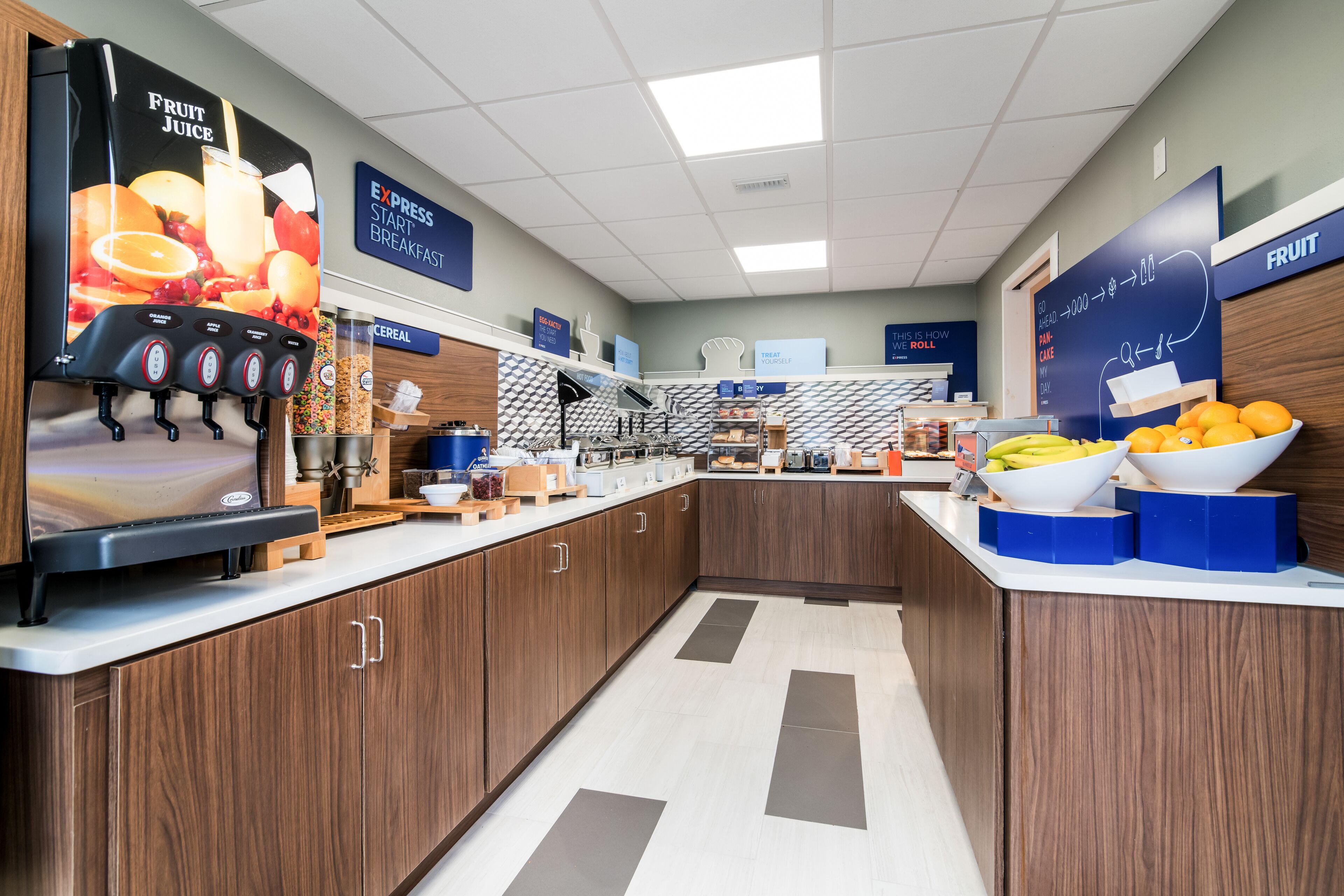 free daily on-the-go breakfast