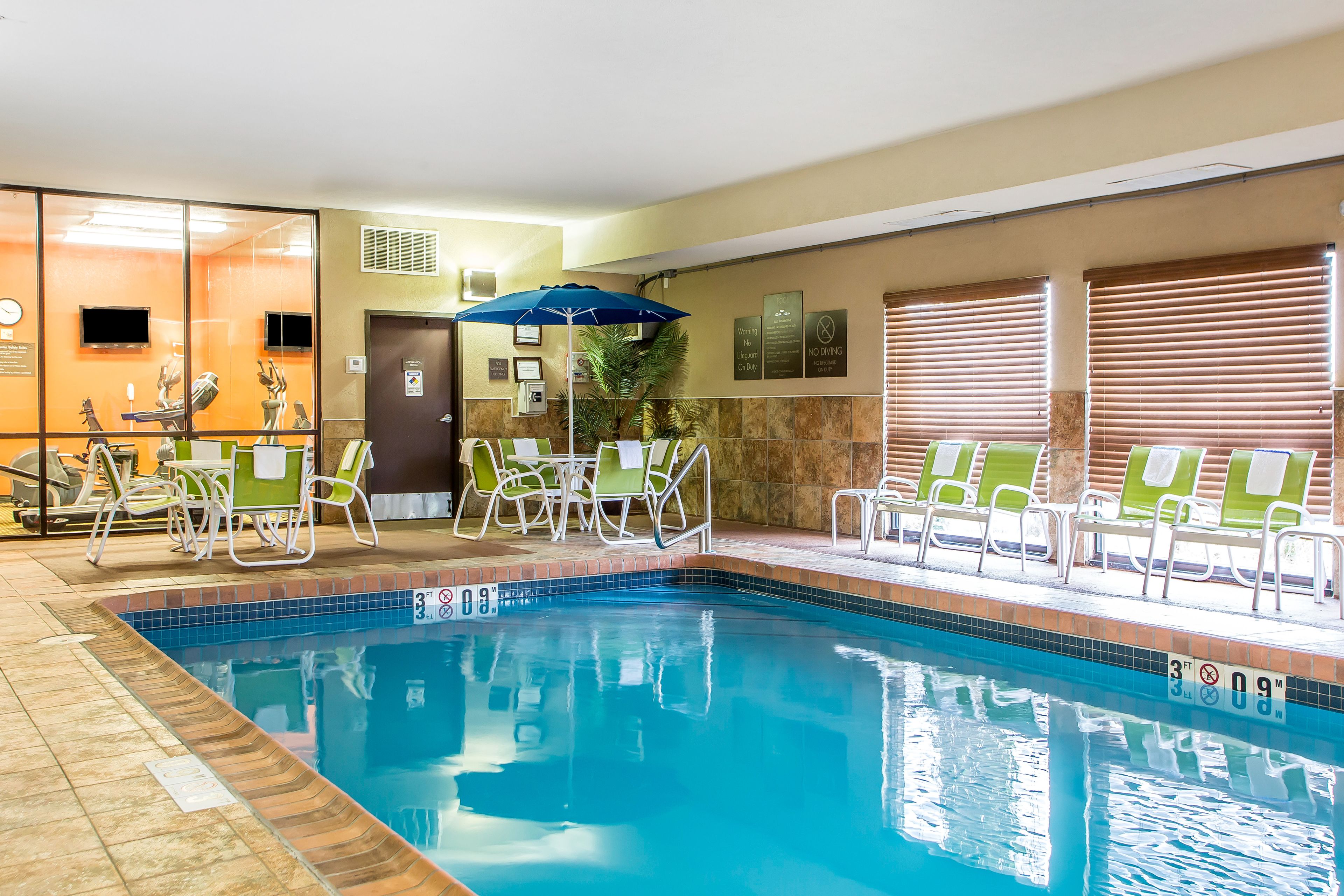 Indoor pool, open 6:00 AM to 10:00 PM, sun loungers