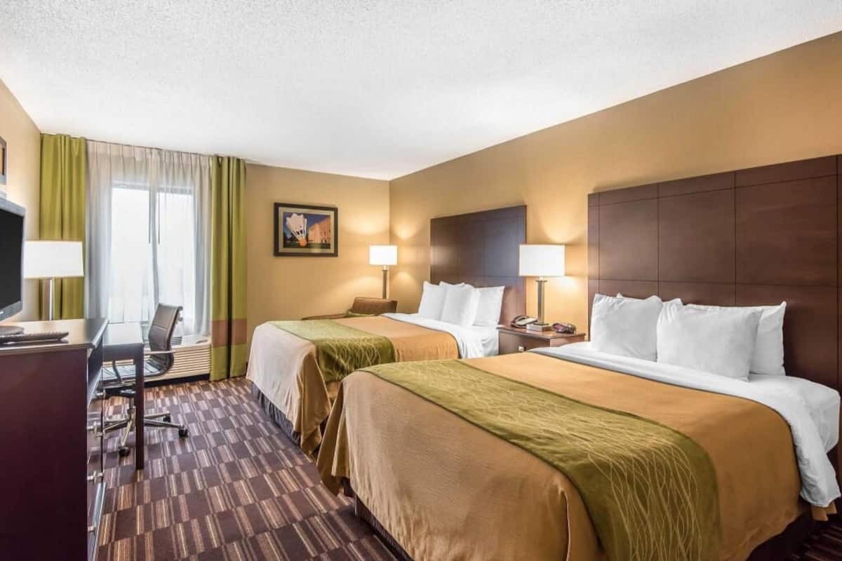 1 quarto, roupas de cama premium, escrivaninha, cortinas blackout