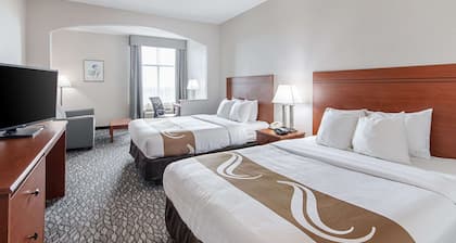 Quality Suites Austin South St. Elmo District