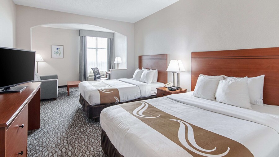 Quality Suites Austin South St. Elmo District