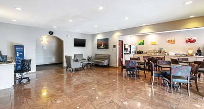 Quality Suites Austin South St. Elmo District