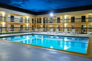 Seasonal outdoor pool, sun loungers