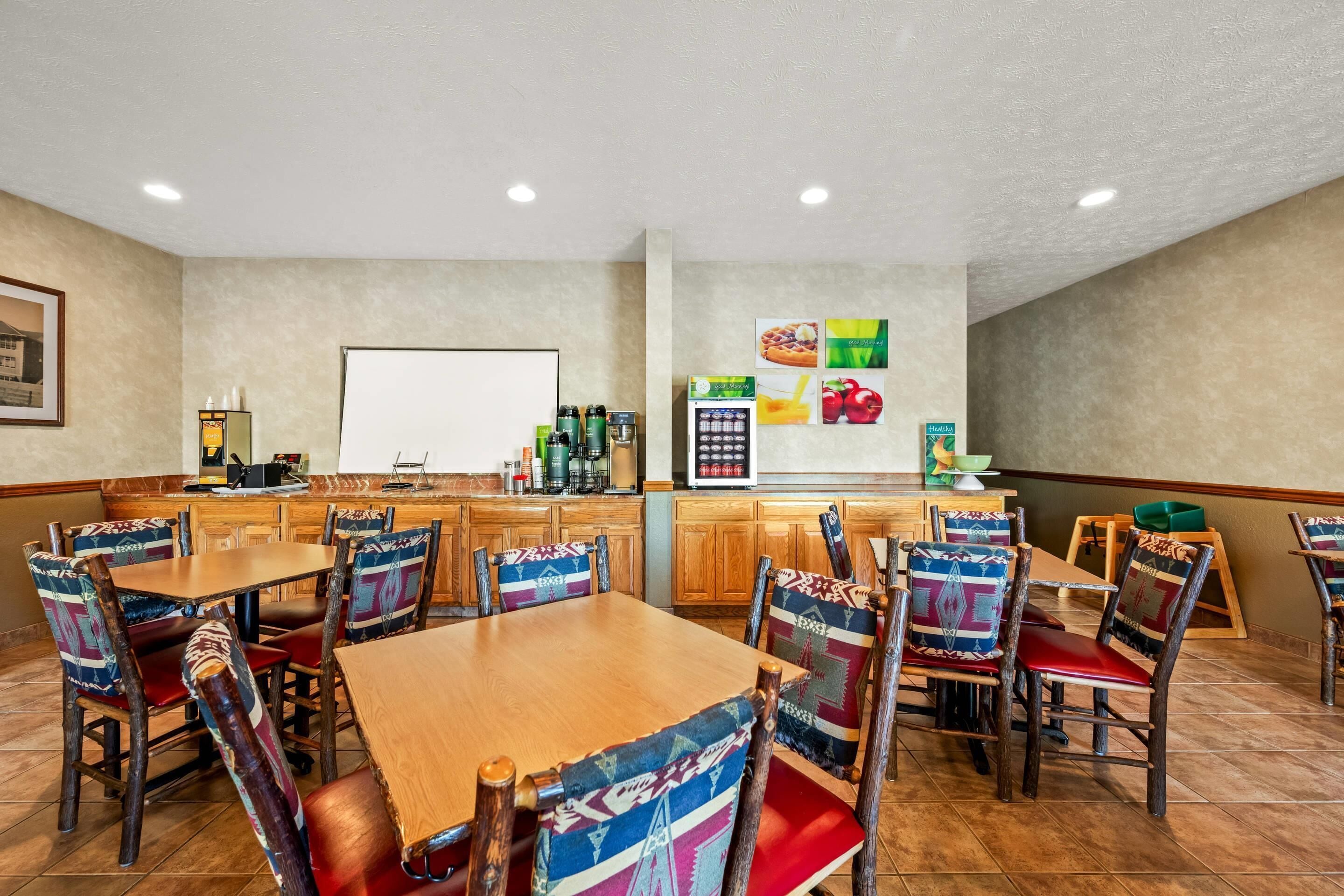 free daily full breakfast