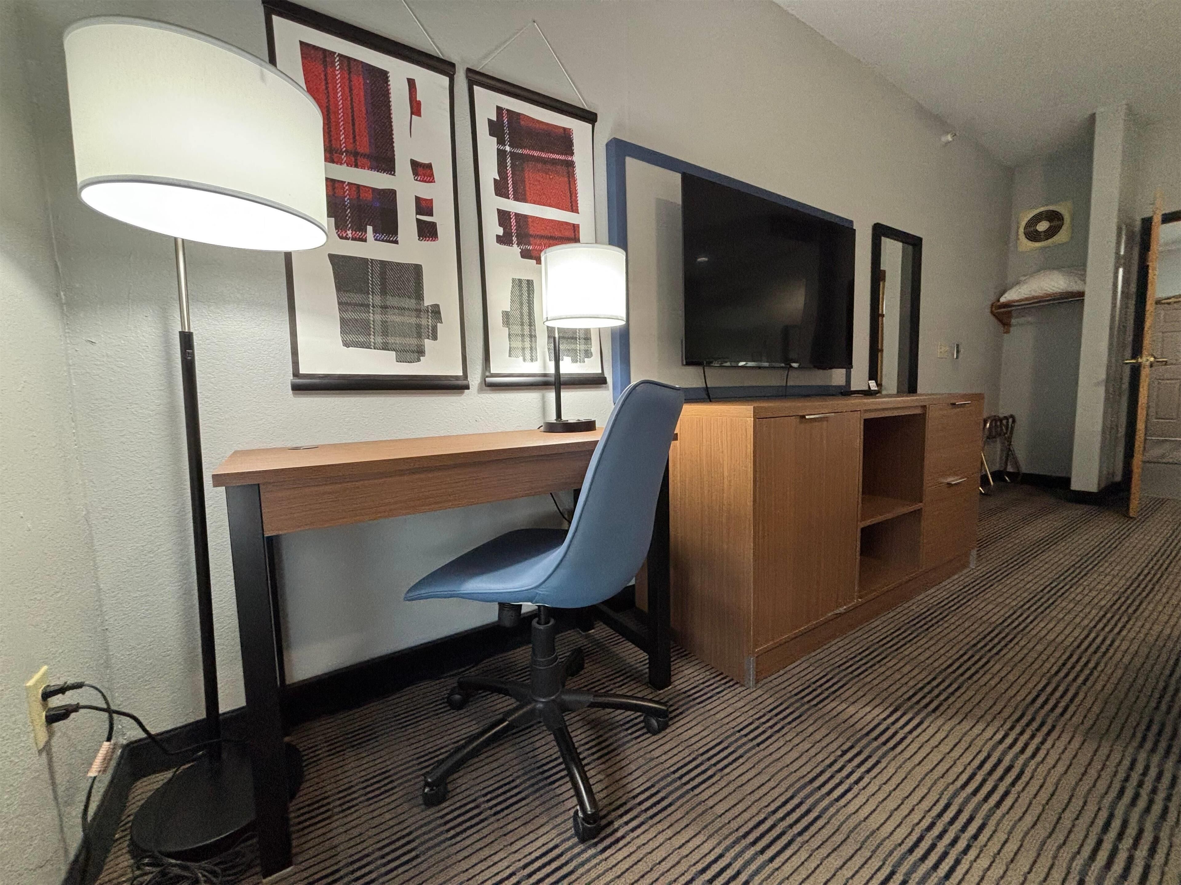 premium bedding, down duvets, pillow-top beds, blackout curtains