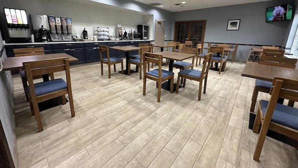 Free daily continental breakfast