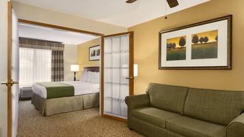 Suite, 1 Bedroom, Non Smoking | Premium bedding, down comforters, desk, blackout drapes