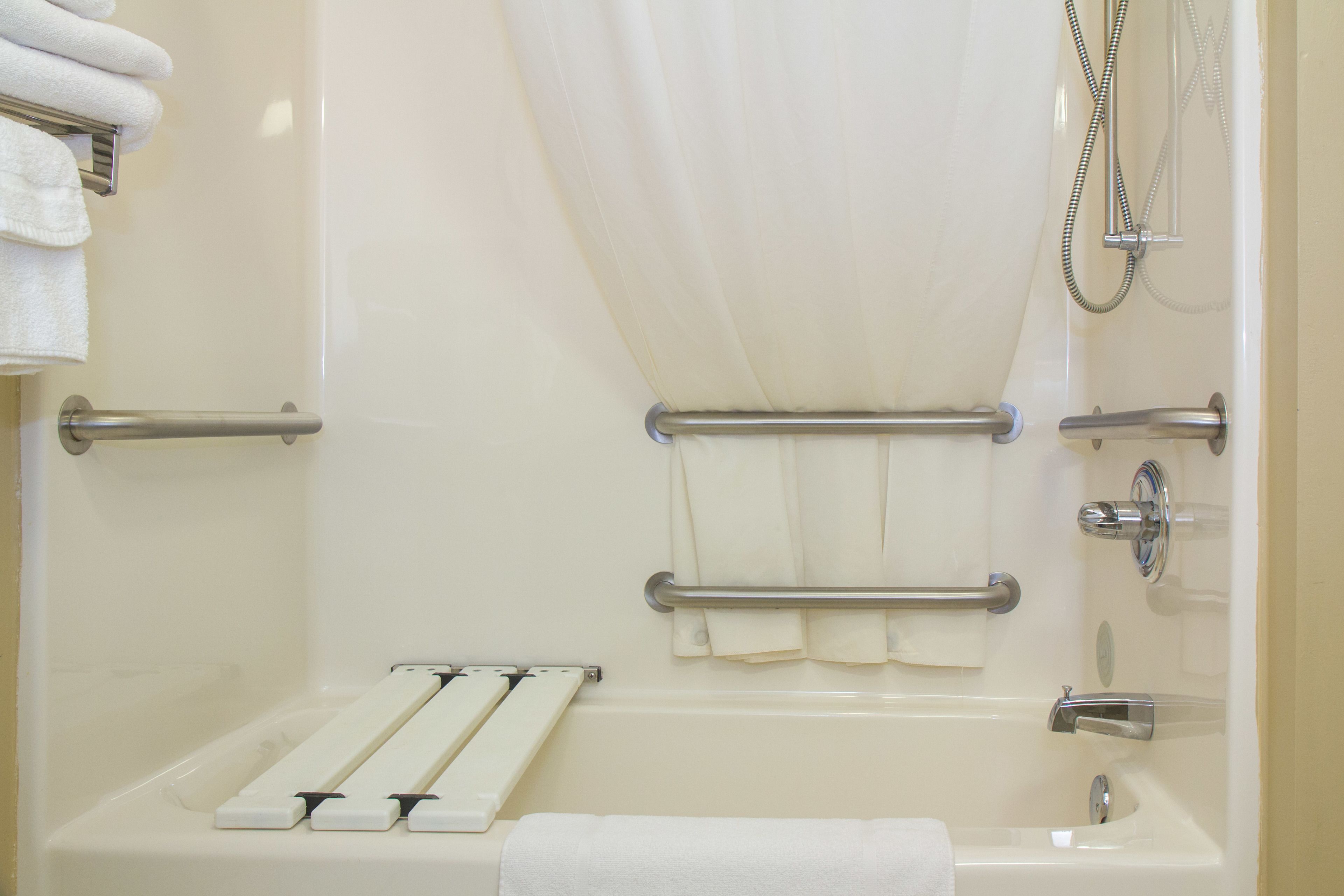 room, 2 queen beds, accessible, non smoking | bathroom | bathtub, free toiletries, hair dryer, towels