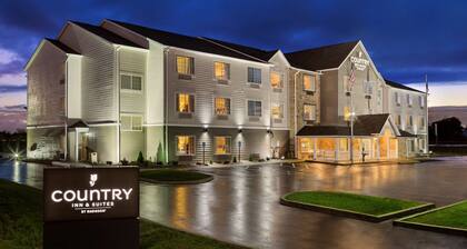 Country Inn & Suites by Radisson, Marion, OH