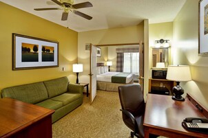 Suite, 1 Bedroom, Non Smoking | Premium bedding, down comforters, desk, blackout drapes