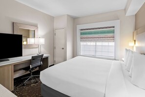 Iron/ironing board, free WiFi, bed sheets
