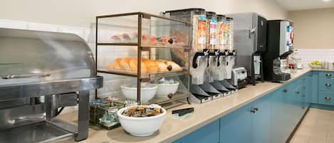 Colazione continentale inclusa, servita tutte le mattine