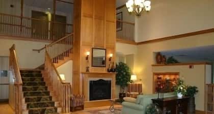 Country Inn & Suites by Radisson, Rock Falls, IL