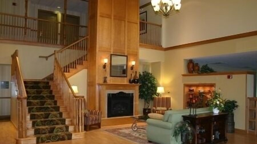 Country Inn & Suites by Radisson, Rock Falls, IL