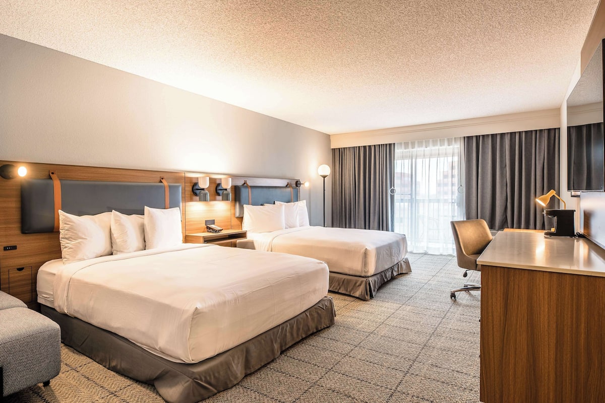 Schreibtisch, Bügeleisen/Bügelbrett, kostenloses WLAN, Bettwäsche