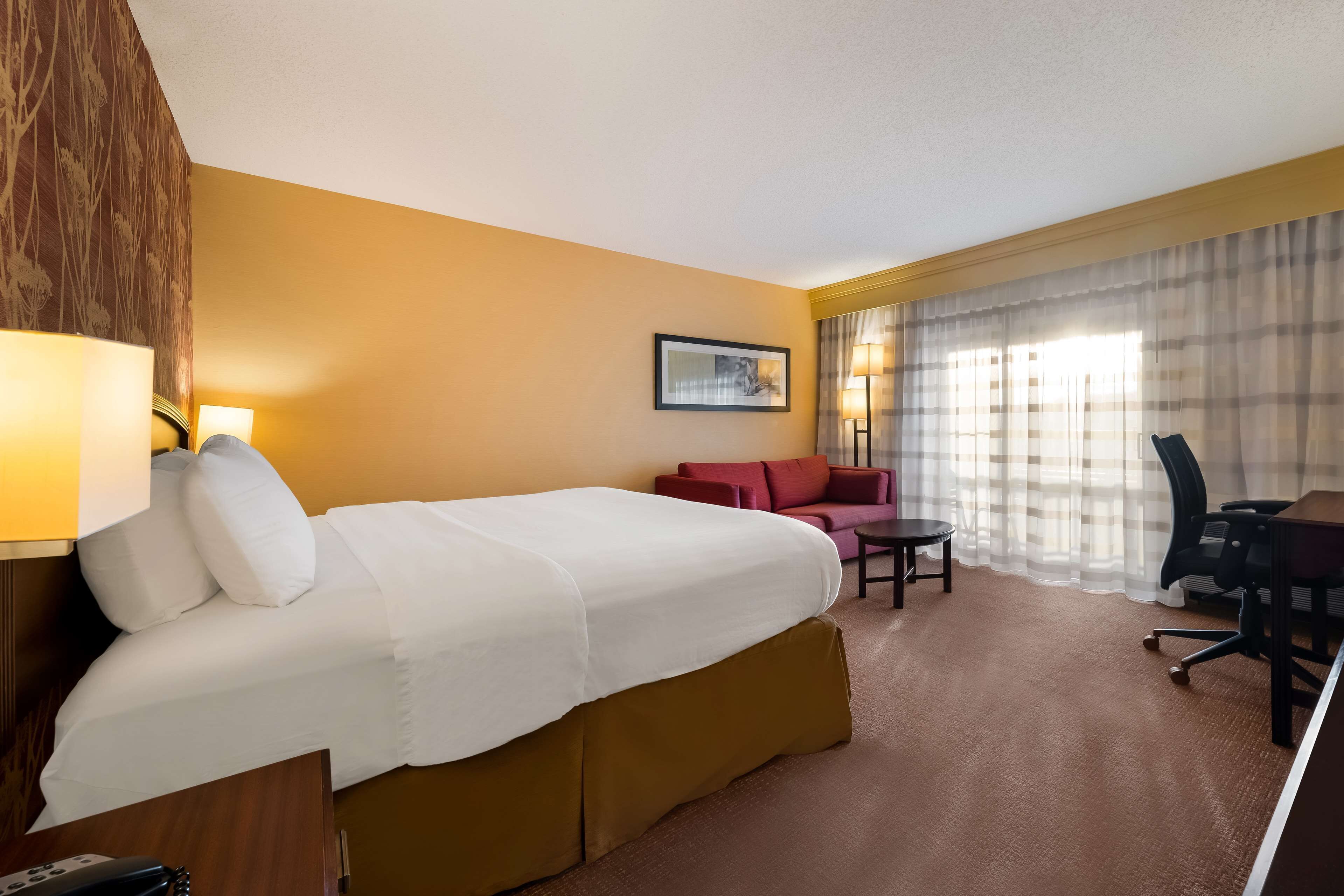 superior suite, 1 king bed with sofa bed (one bedroom) | individually decorated, individually furnished, desk, laptop workspace