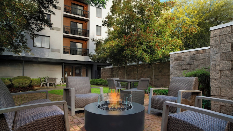 Courtyard by Marriott New Orleans Metairie