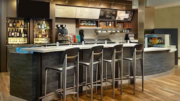 FrĂŒhstĂŒck und Abendessen