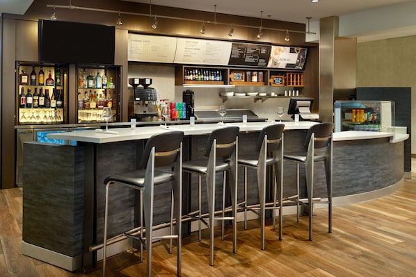 Bar (in der Unterkunft)