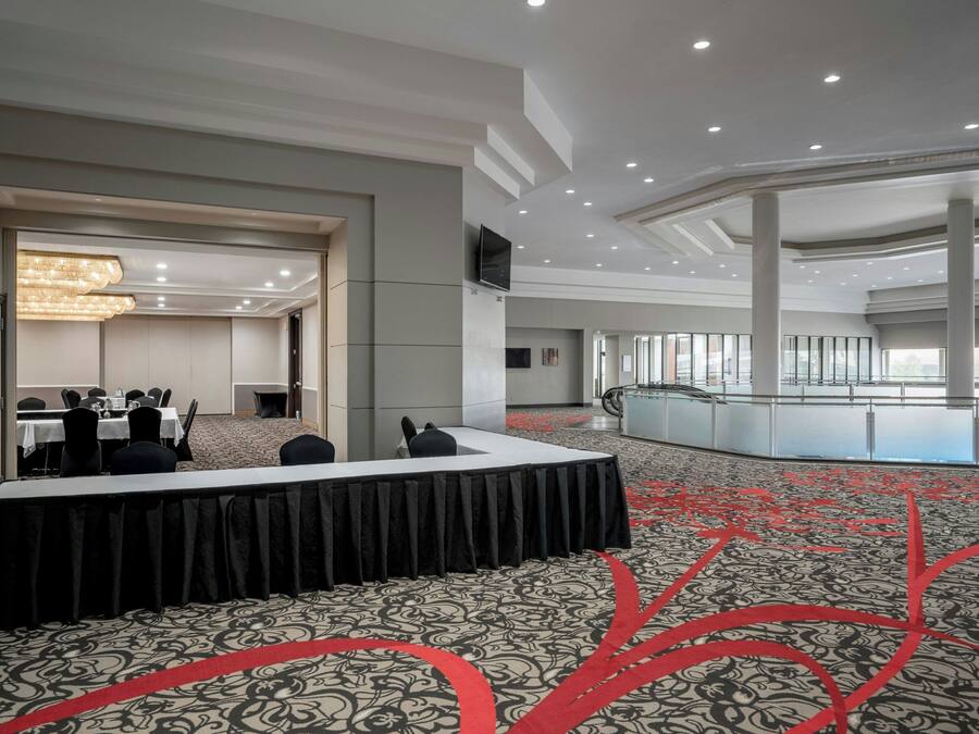 Meeting facility