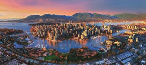 Aerial view - Vancouver Marriott Pinnacle Downtown (Vancouver)