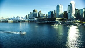 Exterior - Vancouver Marriott Pinnacle Downtown (Vancouver)