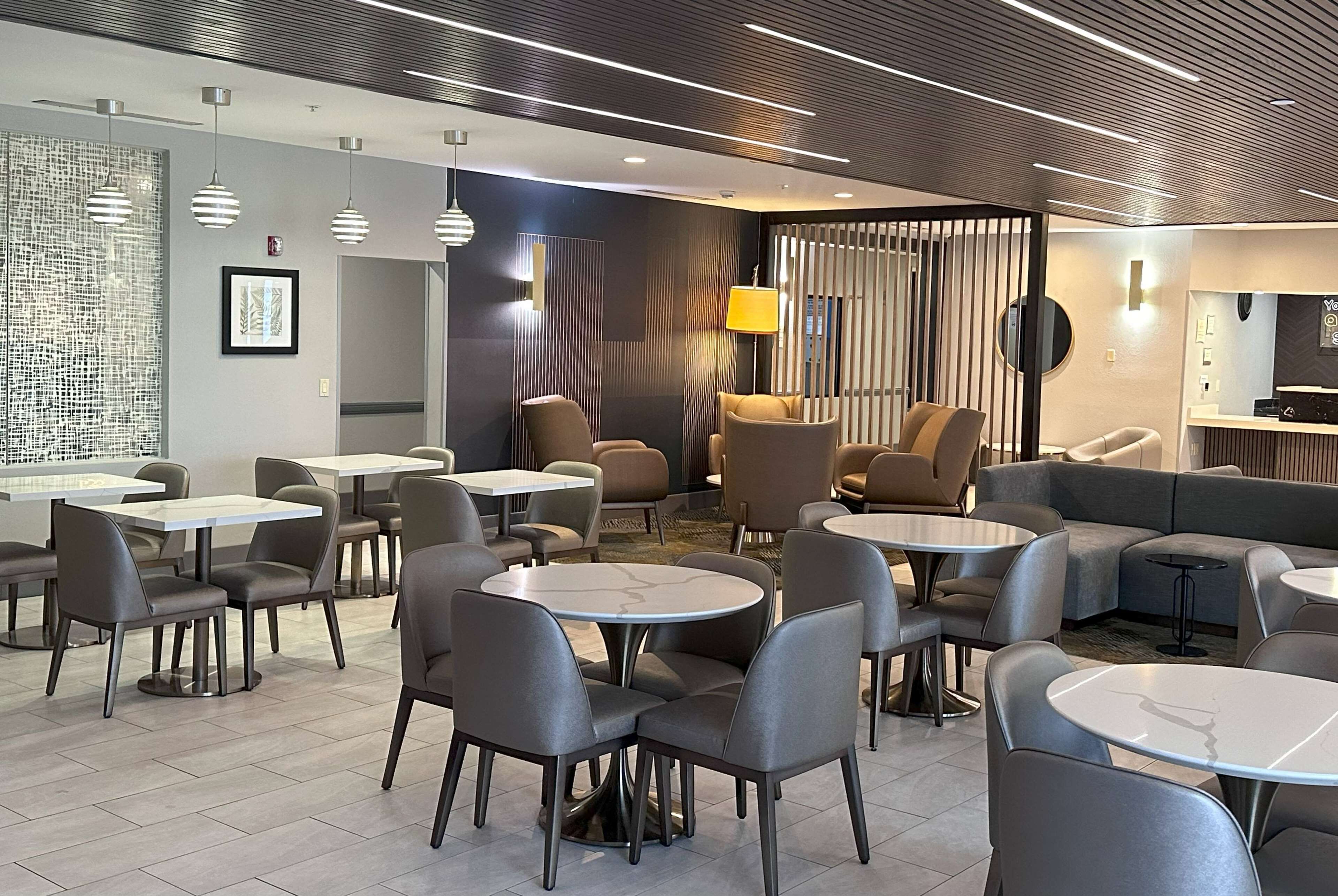 Free continental breakfast