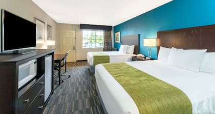 Days Inn by Wyndham Snyder
