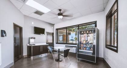 Americas Best Value Inn Beeville