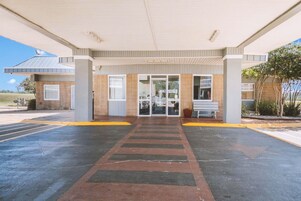 Fachada de la propiedad