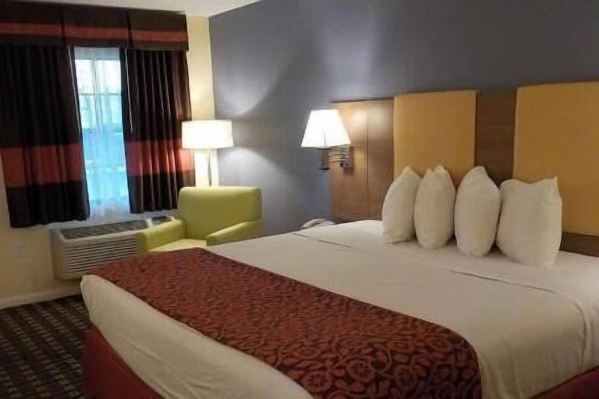 In-room safe, desk, laptop workspace, blackout drapes