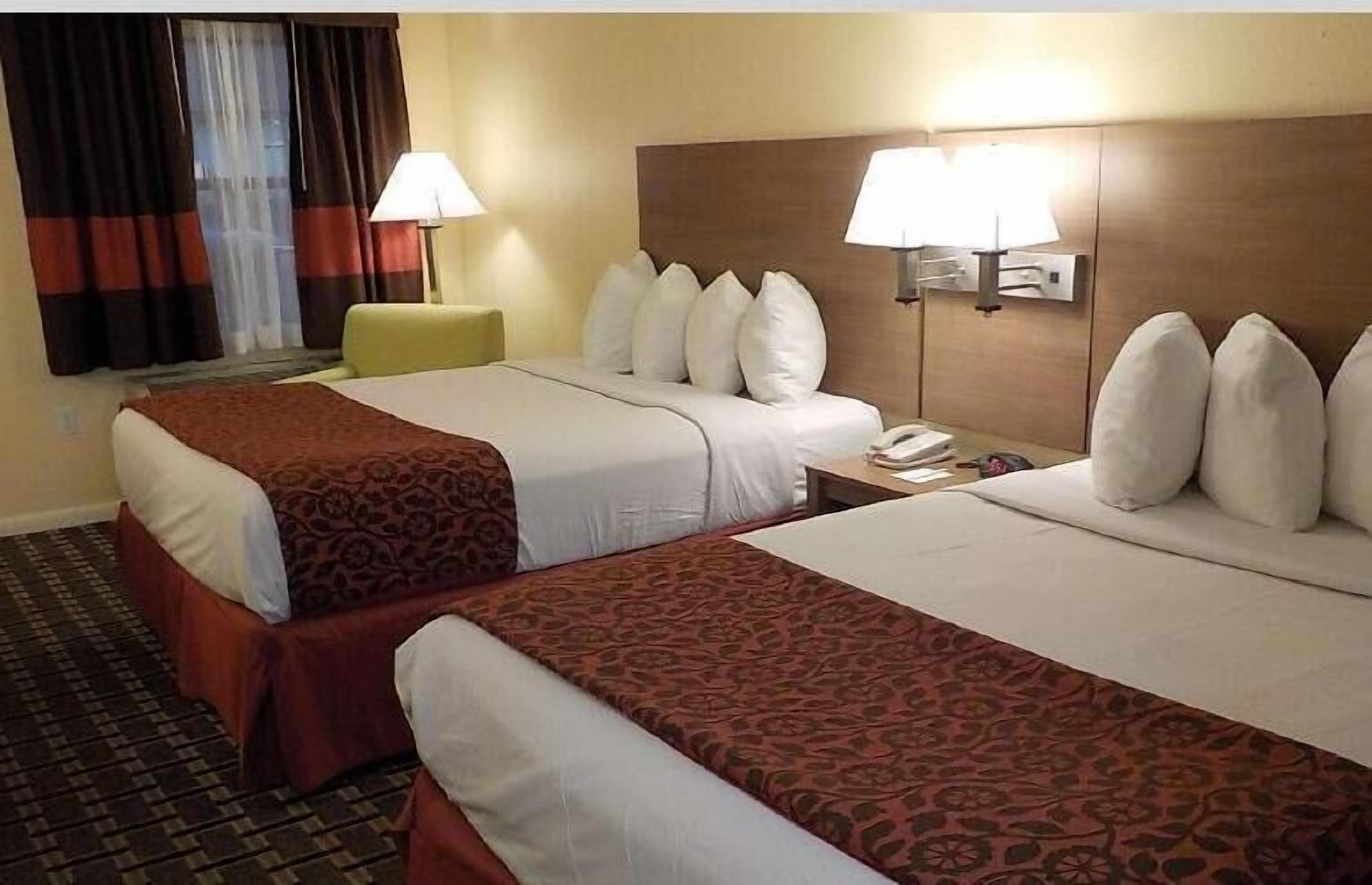 In-room safe, desk, laptop workspace, blackout drapes