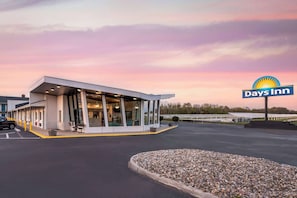 Exterior - Days Inn by Wyndham Wrightstown McGuire AFB/Bordentown (Wrightstown)