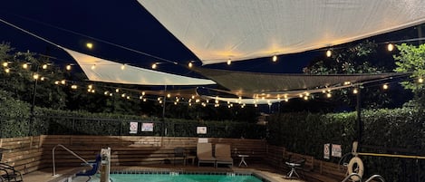 Utomhuspool