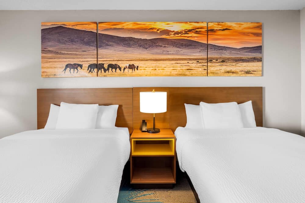 Days Inn & Suites by Wyndham Ridgeland