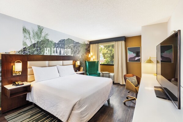 Room, 1 King Bed | Down comforters, in-room safe, desk, iron/ironing board