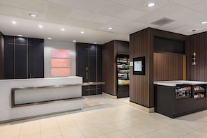 Reception - Hilton Garden Inn Los Angeles/Hollywood (Los Angeles)