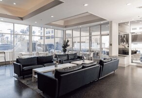 Sala de estar en el lobby