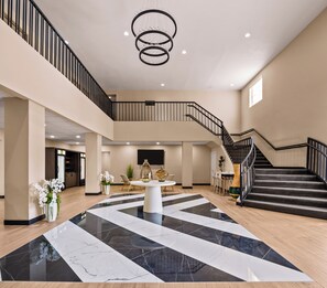 Lobby - B&B HOTEL Jacksonville Airport – Newly Renovated! (Jacksonville)