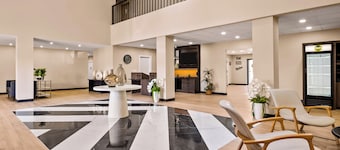 B&B HOTEL Jacksonville Airport – Newly Renovated!