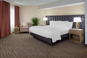 In-room safe, desk, laptop workspace, blackout curtains - Embassy Suites by Hilton Phoenix Scottsdale (Phoenix)