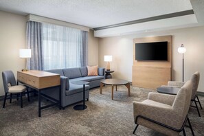 Presidential Suite, 1 King Bed, Non Smoking | Living area