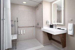 Ducha del cuarto de baño