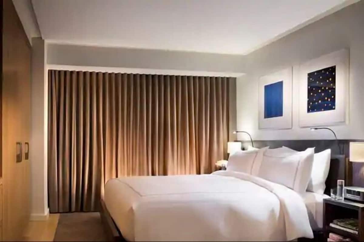 1 bedroom, premium bedding, down comforters, pillowtop beds