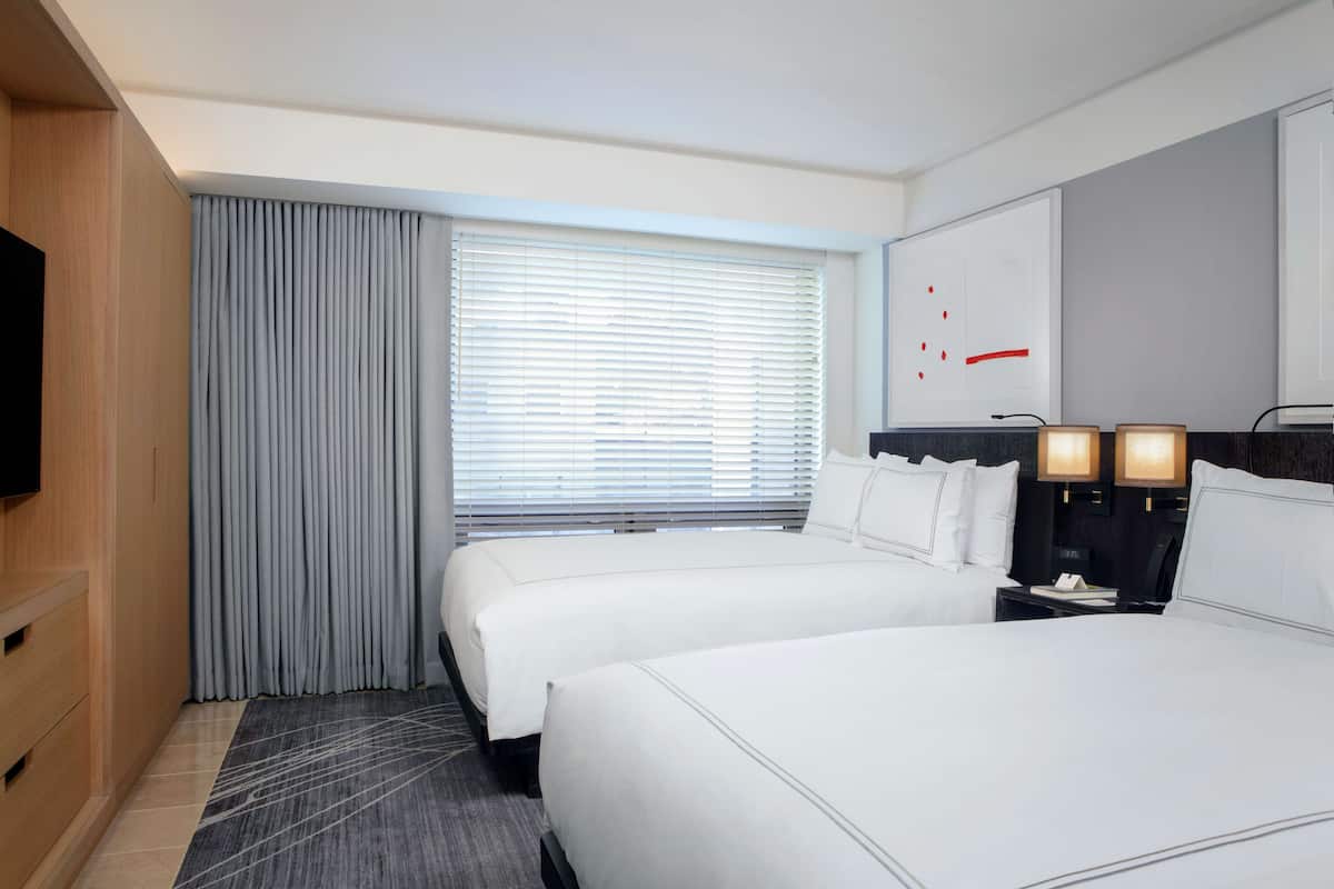 1 quarto, roupas de cama premium, edredons de pluma