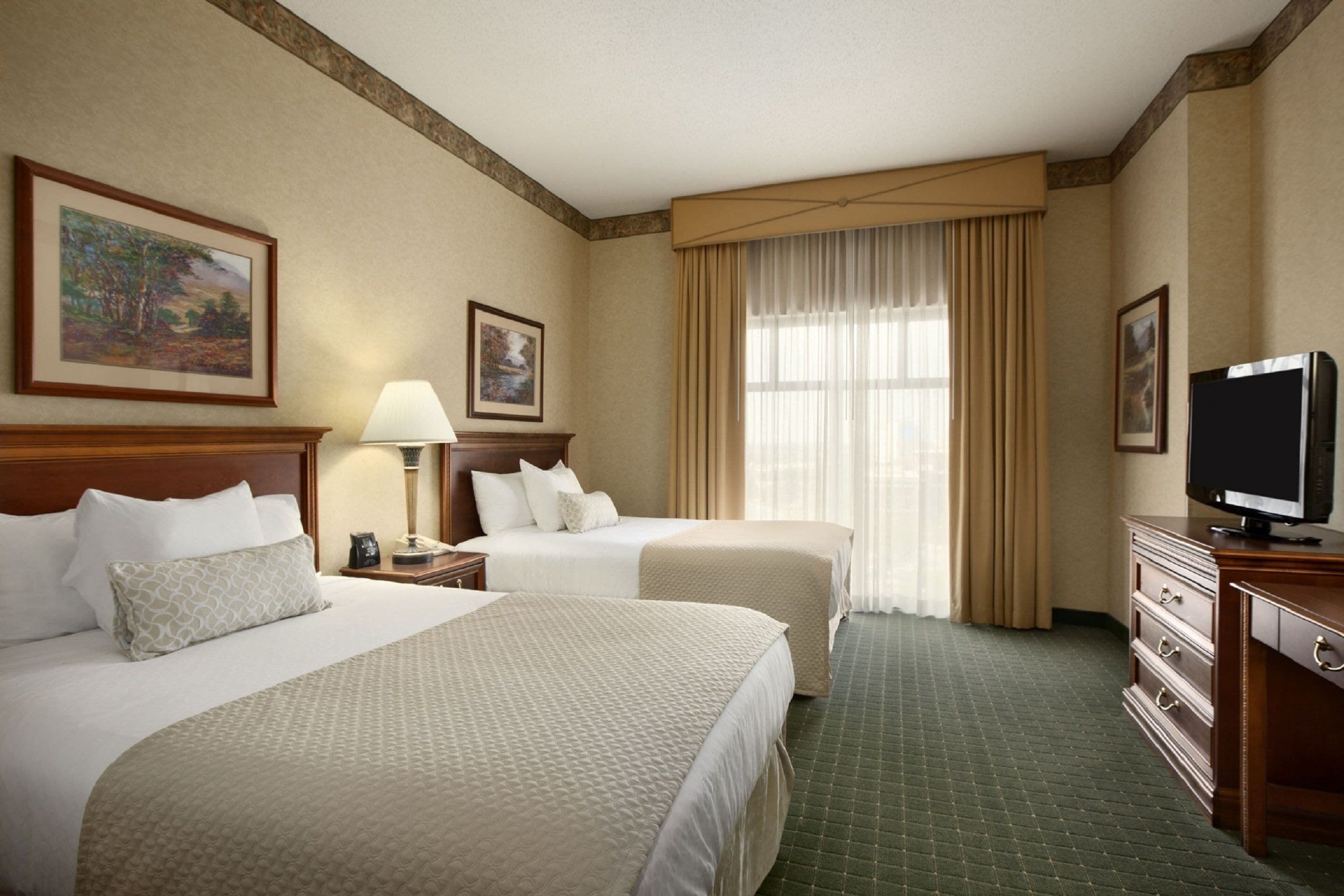 1 bedroom, premium bedding, in-room safe, desk
