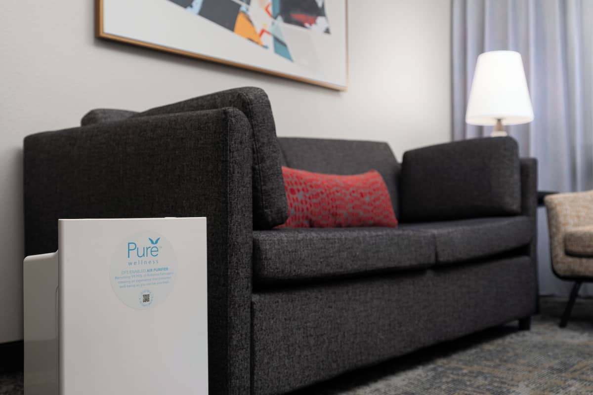 1 Schlafzimmer, hochwertige Bettwaren, Zimmersafe, Schreibtisch
