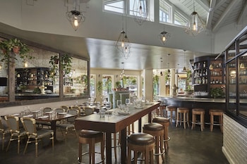 3 restaurants, breakfast, lunch, dinner served; Californian cuisine at Fairmont Miramar Hotel