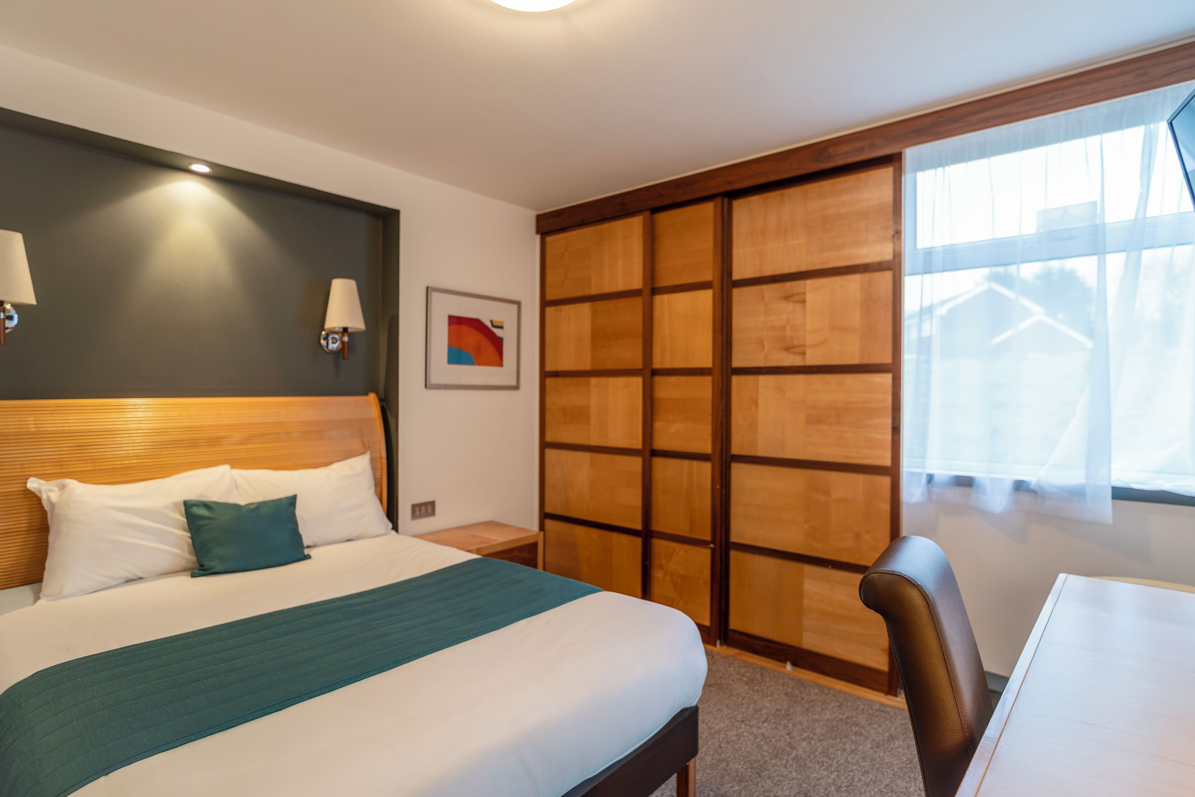 In-room safe, iron/ironing board, free WiFi, bed sheets