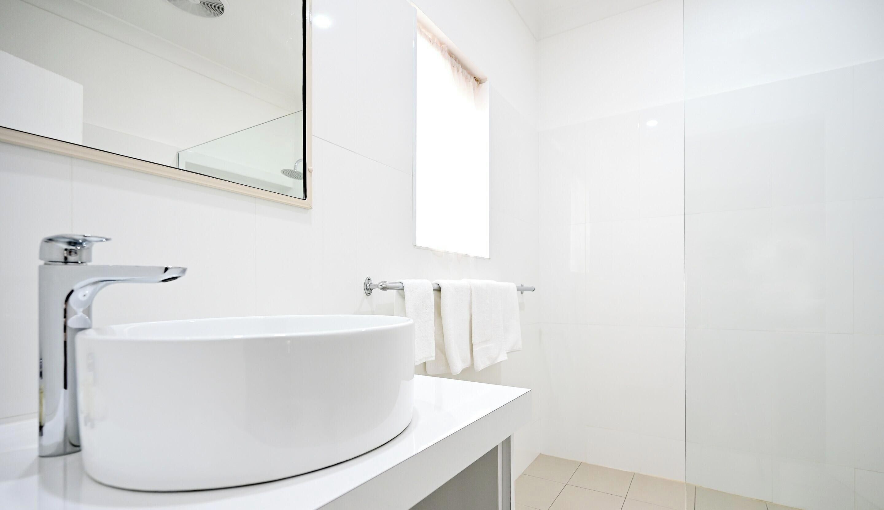 Bathroom | Shower, free toiletries, hair dryer, towels